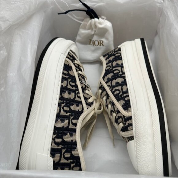 Christian Dior Walk'n'Dior Size 37 Low Top Sneakers Brand New in Box - Picture 6 of 6